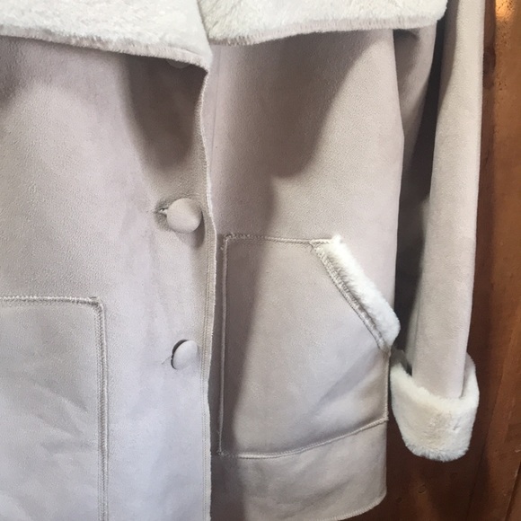 Jacket - Picture 6 of 7